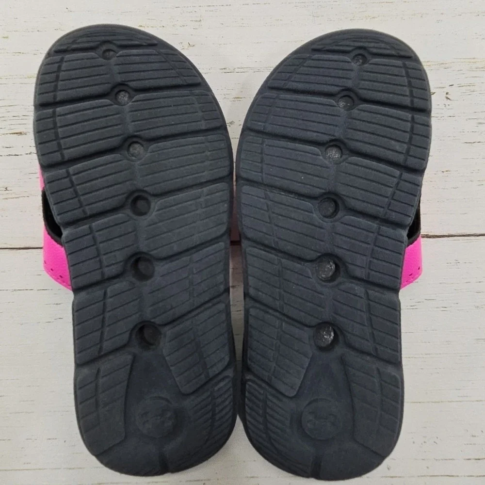 Under Armour Ignite Pro Slides Girls‎ 13K Black Pink Adjustable Strap 3026039